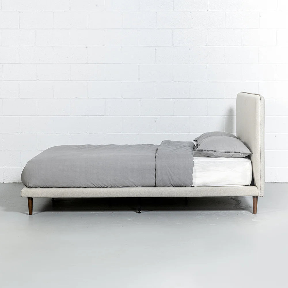 MOLLY - Light Grey Fabric Bed